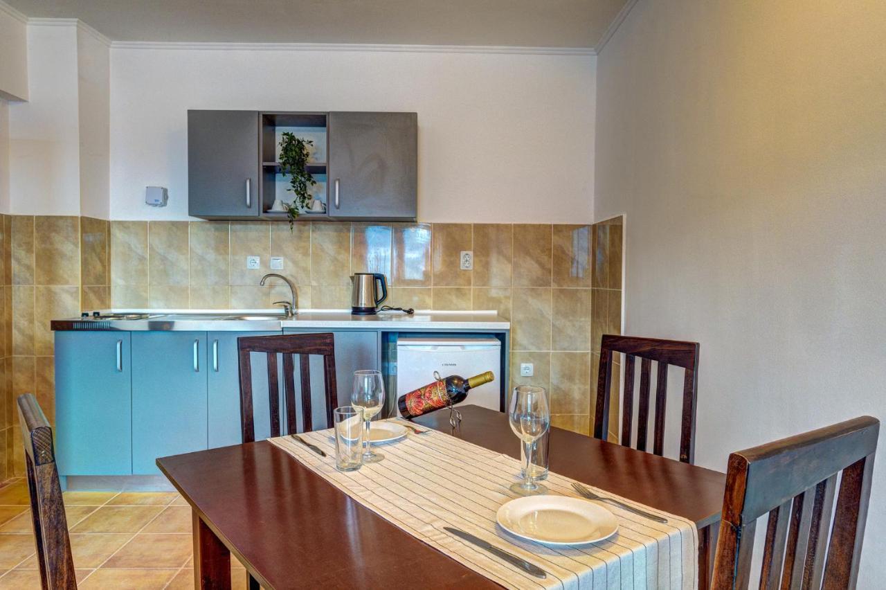 Aparthotel Silver Hills Free Parking Smolyan Exterior foto